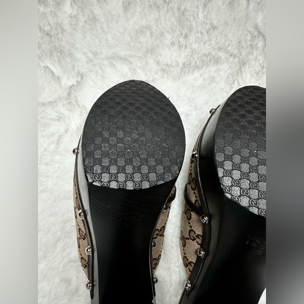 Gucci Women's Brown Monogram Mules - Picture 13 of 17